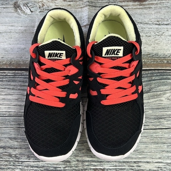 Women’s Nike Free Run 2 Black/Lime Ice-Magic Ember Noir/Glace Citr Vert Size 7.5 - Picture 4 of 9